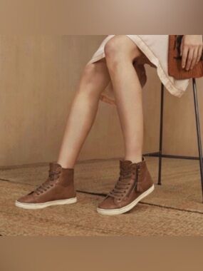 UGG Blaney High-top Sneakers Tennis Shoes in Brown